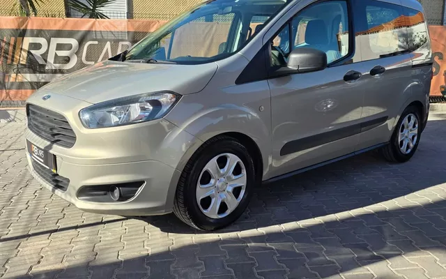 Ford Tourneo Courier 1.5 TDCi Ambiente
