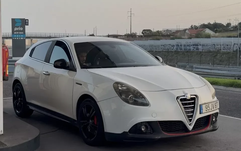 Alfa Romeo Giulietta 1.6 JTDm Distinctive 57X