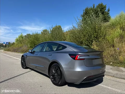 Tesla Model 3 Tração Traseira Premium