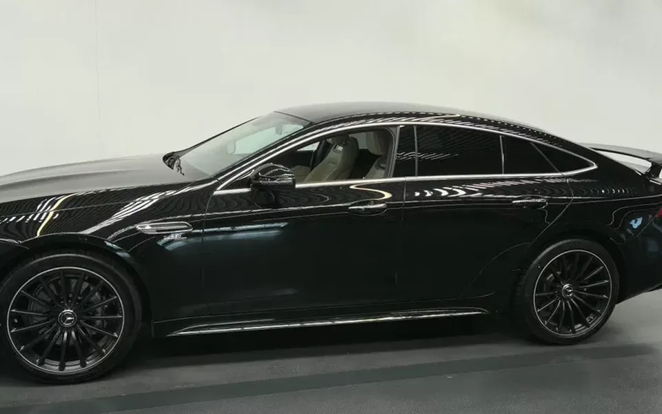 Mercedes-Benz AMG GT 4 portas 53 4Matic+
