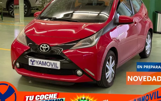 Toyota Aygo 1.0 70 x-play 51 kW (69 CV)