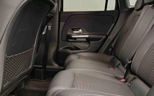 MERCEDES - GLA - GLA 180 d Progressive