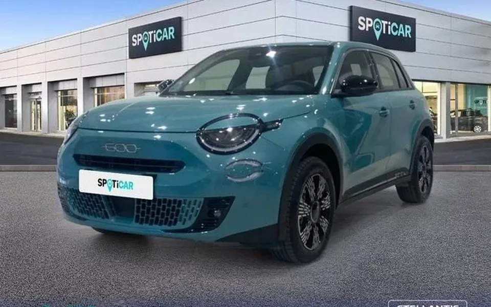 FIAT 600 MHEV 1.2 106kW (145CV) DDCT - - 20950€ en Granada