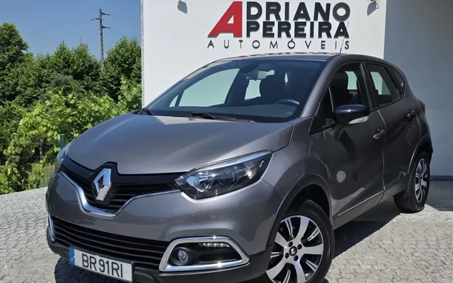 Renault Captur 1.2 TCe Exclusive EDC