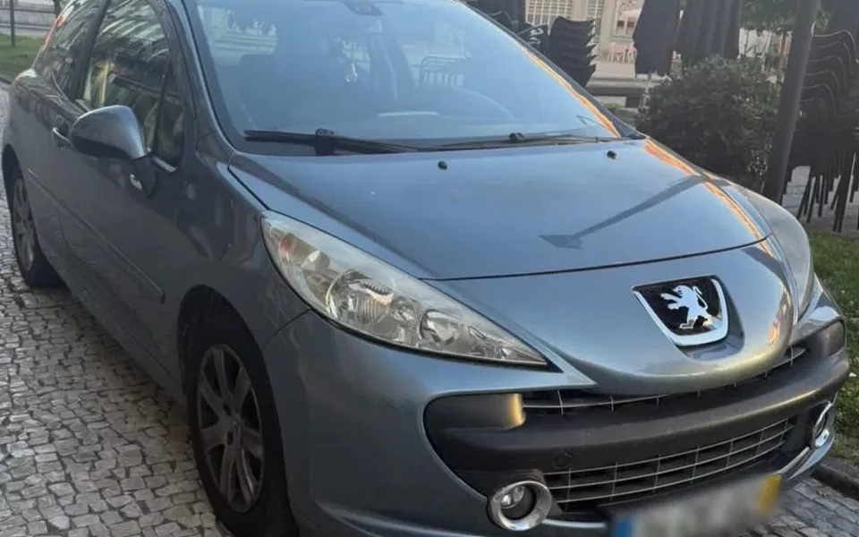 Peugeot 207 1.6 HDi Sport