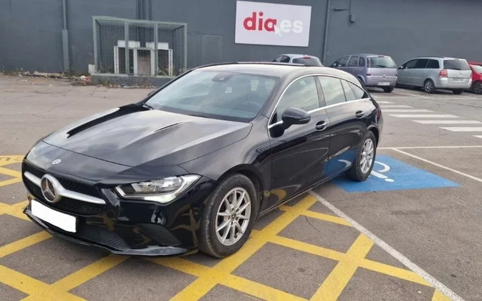 MERCEDES-BENZ Clase CLA CLA 180 d Business Line