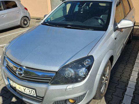 Opel Astra 1.9 CDTI 150km
