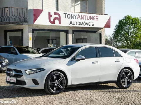 Mercedes-Benz A 250 Limousine e 8G-DCT Style