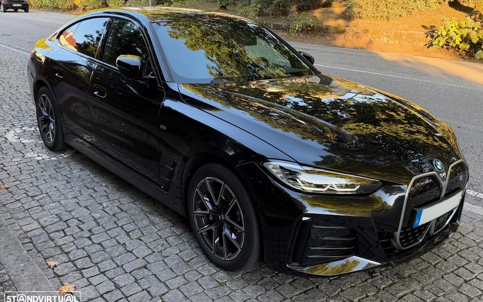 BMW i4 eDrive35 Pack Desportivo M