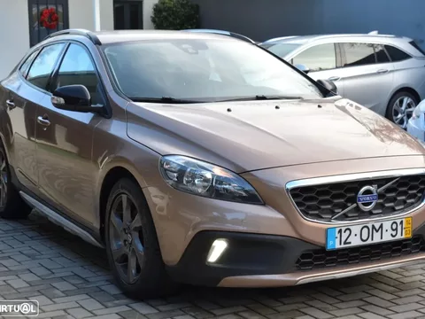 Volvo V40 Cross Country 1.6 D2 Momentum