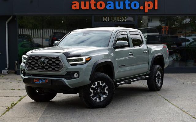 Toyota TACOMA 2023
