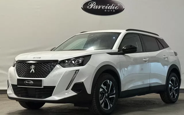Peugeot 2008 1.5 BlueHDi Allure Pack