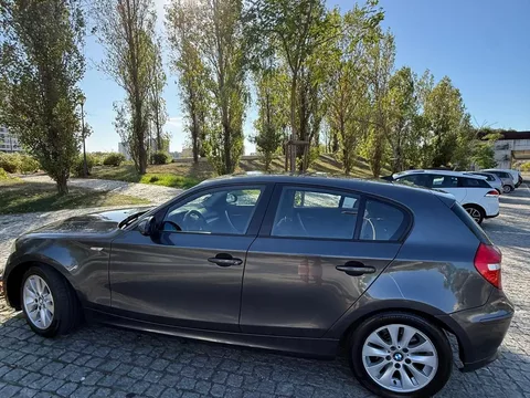 BMW 120