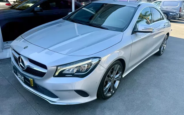 Mercedes-Benz CLA 180 d Urban