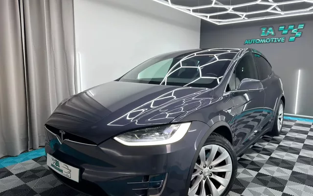 Tesla Model X 100D