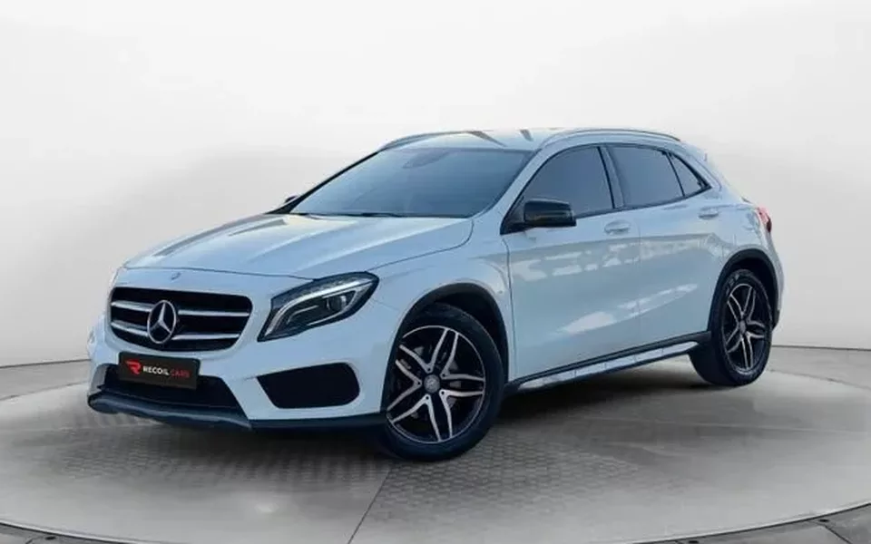 MERCEDES-BENZ Clase GLA AMG Line