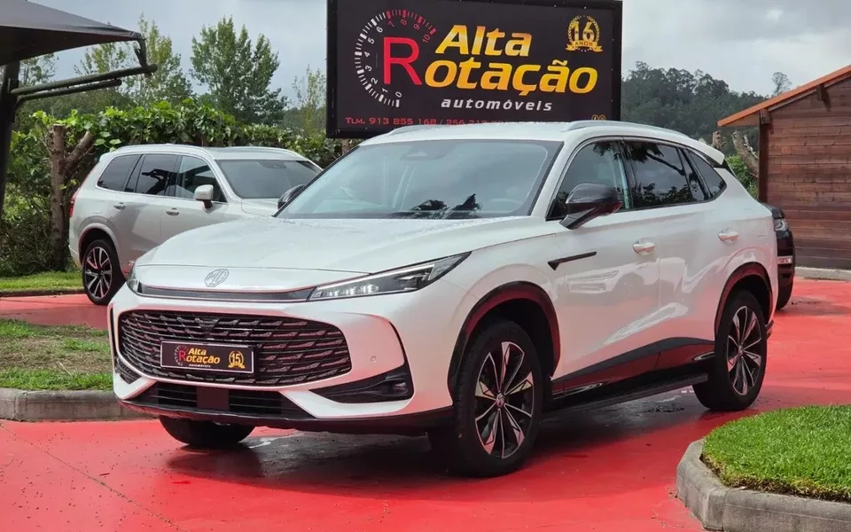 MG HS 1.5 Plug-in Hybrid Luxury