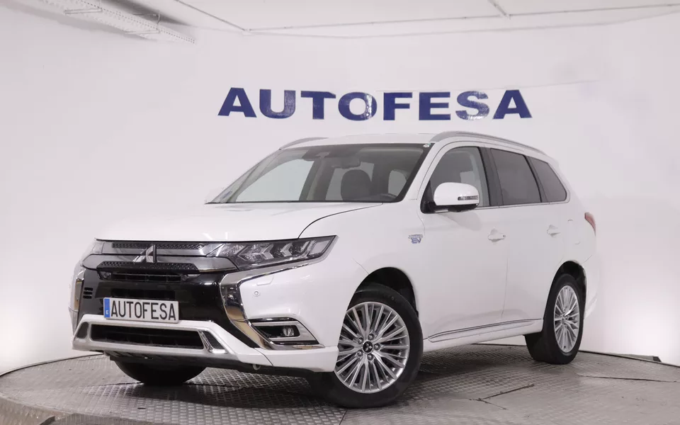 Mitsubishi Outlander 2.4 PHEV KAITEKI AUTO 4WD 224CV 5P #IVA DEDUCIBLE,CAMARA TRASERA,