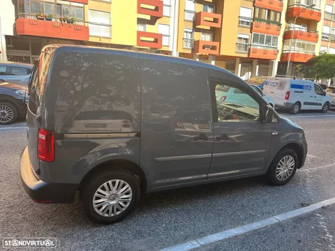 VW Caddy 2.0 TDI