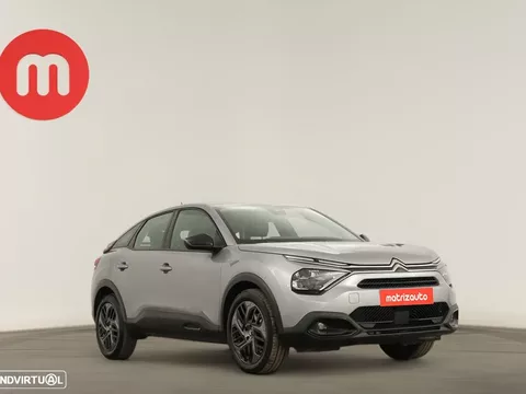 Citroën C4 1.2 PureTech Plus EAT8