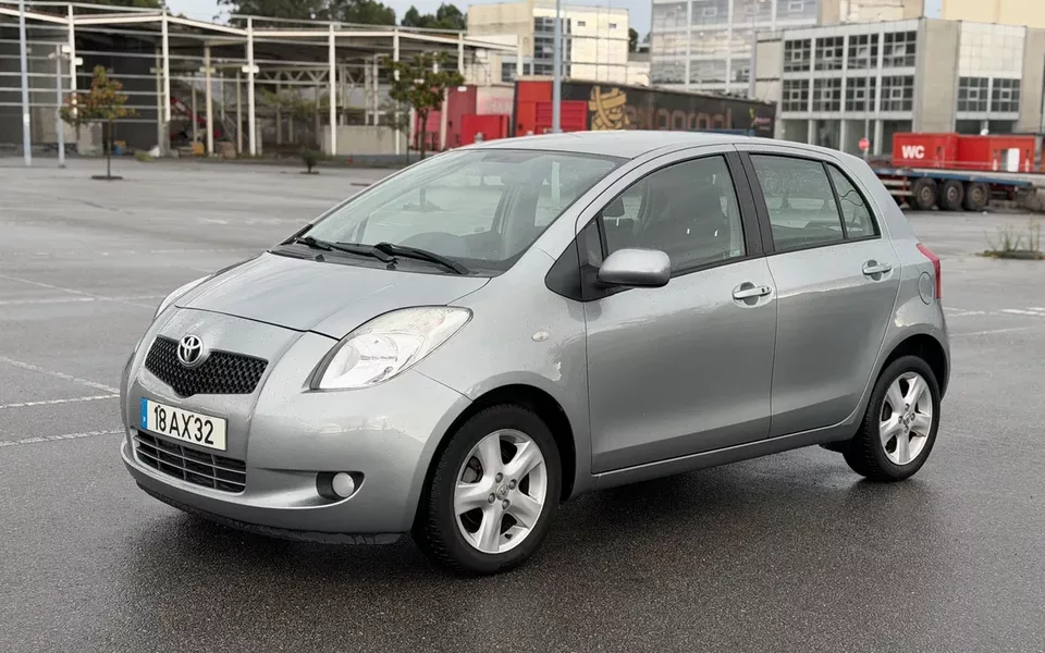 Toyota Yaris 1.0 VVT-i Sol High Pack