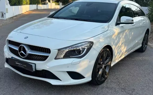 Mercedes-Benz CLA 180 2015 d Shooting Brake Style Plus Aut.