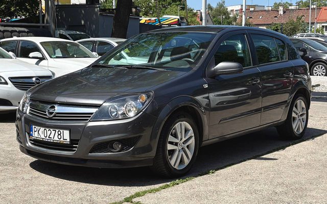 Opel Astra H