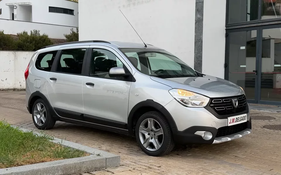 Dacia Lodgy 1.5 dCi Stepway 7L