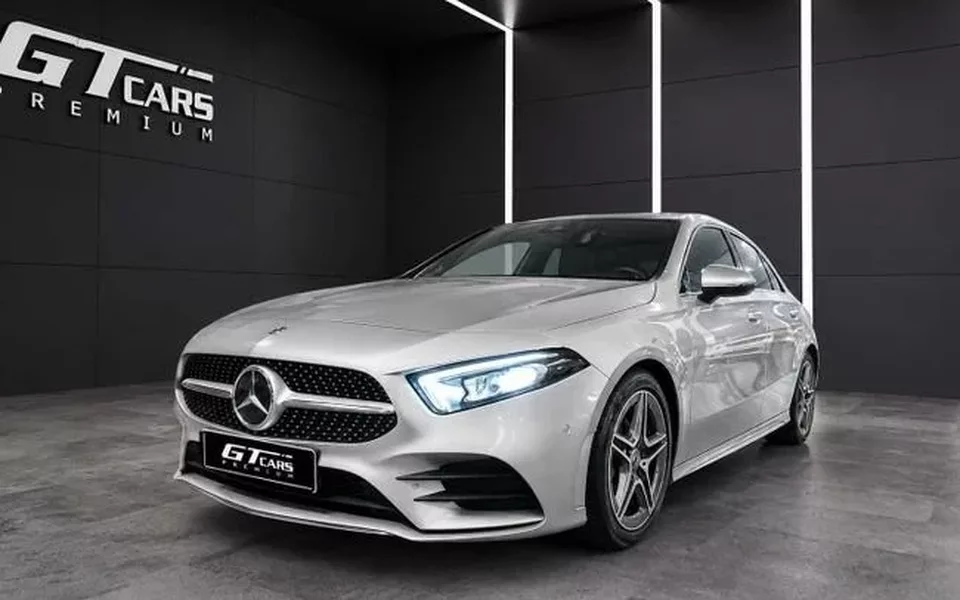 MERCEDES-BENZ Clase A 200 AMG