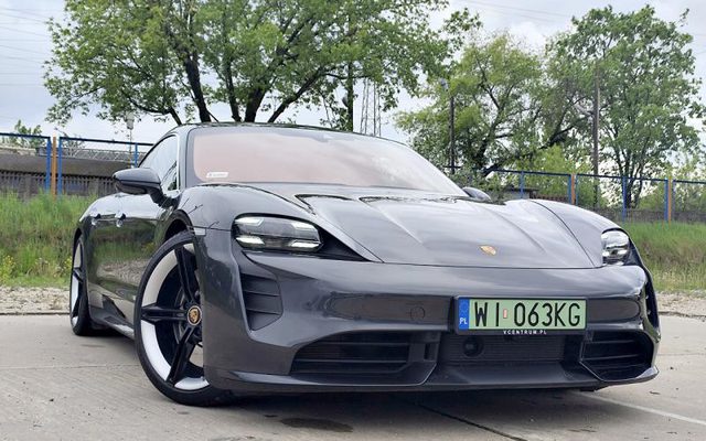 Porsche Taycan Turbo 2020
