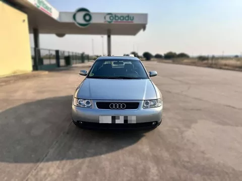 AUDI A3 1.6 102cv