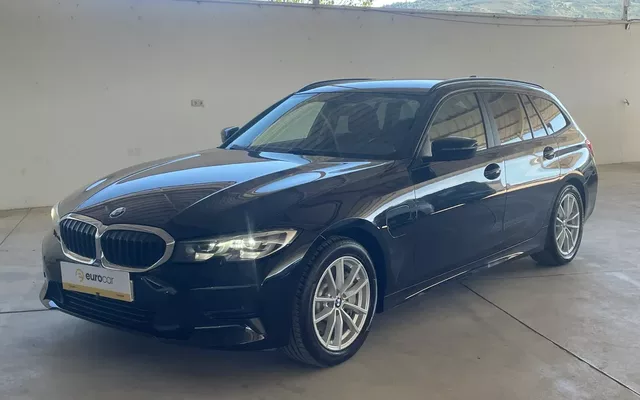 BMW 330 e Auto