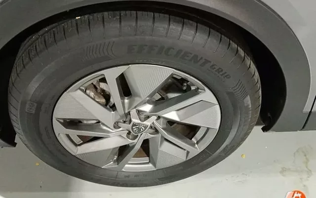 PEUGEOT 408 Allure HYBRID 145 eDCS6