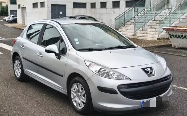 Peugeot 207