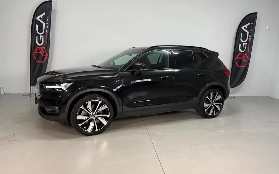 Volvo XC 40 P8 AWD Recharge RDesign