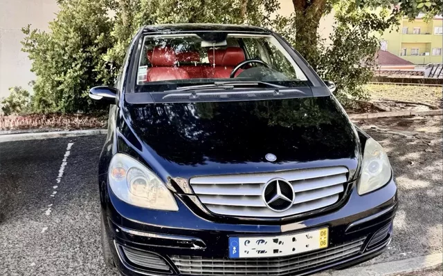 Mercedes-Benz B 150 Standard