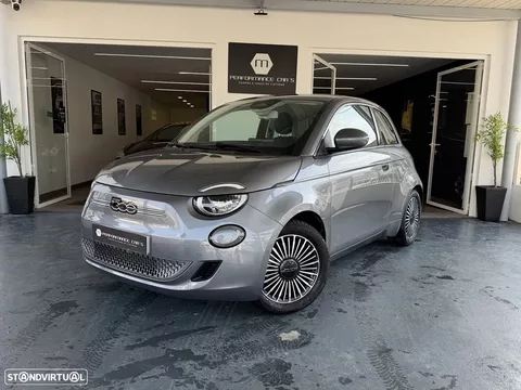 Fiat 500e La Prima