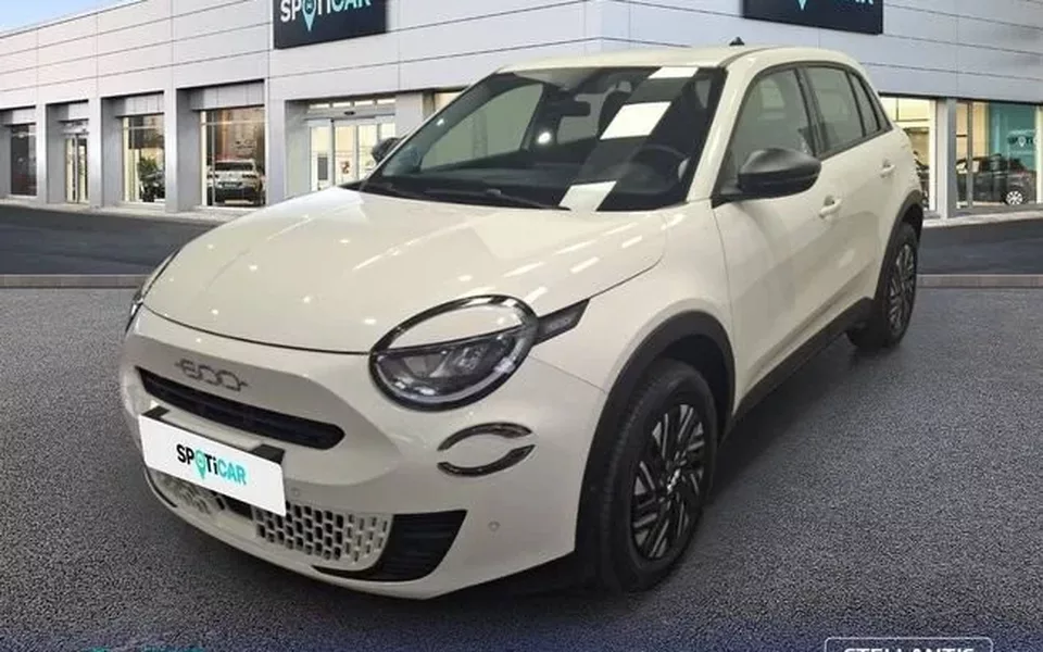 FIAT 600 MHEV 1.2 74kW (100CV) DDCT -