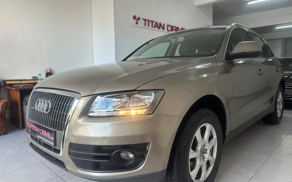 Audi Q5 2.0 TDI Advance S-tronic