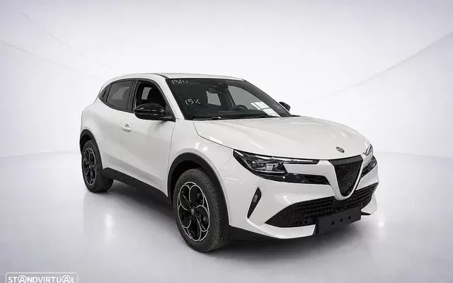 Alfa Romeo Junior Elletrica 50 kWh