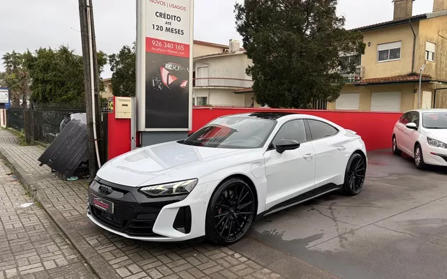 Audi e-tron GT quattro