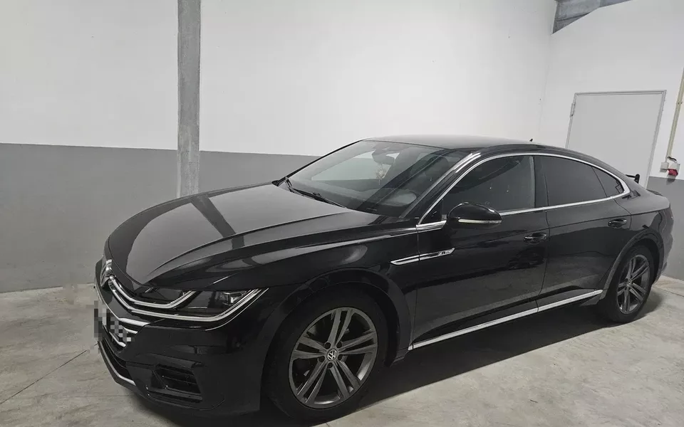 VW Arteon 2.0 TDI R-Line DSG