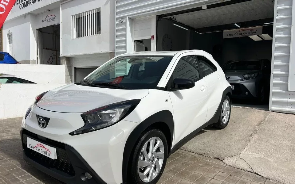 TOYOTA Aygo X Cross Aygo X Cross Play - 12995€ en Las palmas