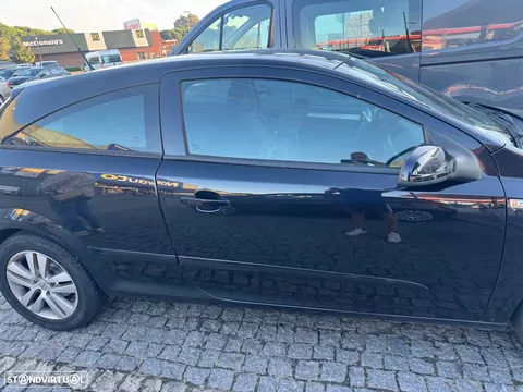 Opel Astra GTC 1.7 CDTi