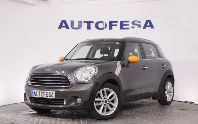 Mini Cooper D Countryman 2.0D AUTO 110CV 5P # PARKTRONIC
