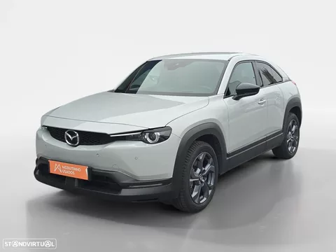 Mazda MX-30 e-SKYACTIV Advantage+Modern Confidence