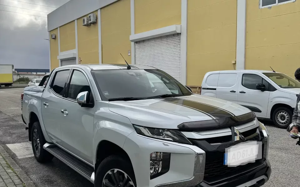 Mitsubishi L200 2.3 DI-D Strakar Space Cab 1st Edition AT 4WD