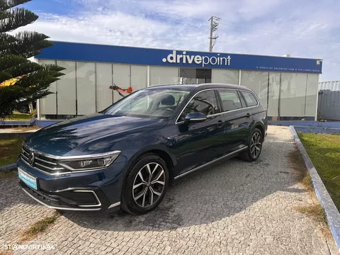 VW Passat Variant
