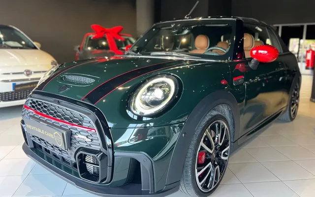 MINI Cabrio John Cooper Works Auto Desportiva
