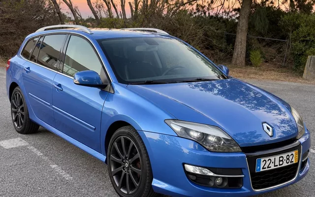 Renault Laguna Break 2.0 dCi Dynamique S 4control